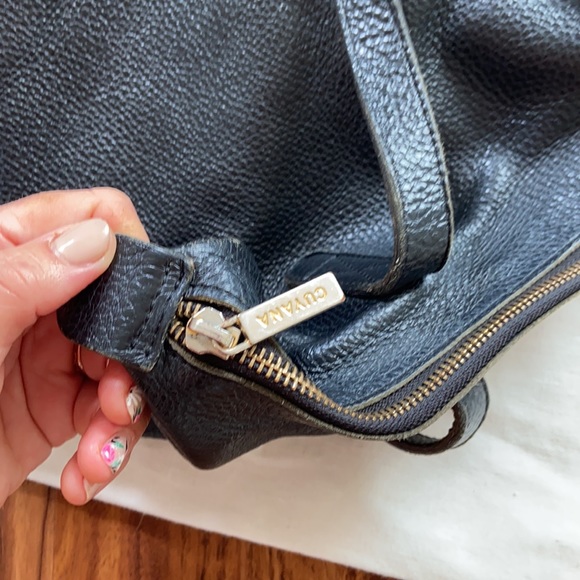 Cuyana Black Tote Bag - Picture 5 of 6